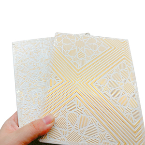 Plaques de plafond en gypse d'Arabie Saoudite 60x60, stratifiées PVC, étanches, faux plafond pour <span class=keywords><strong>maison</strong></span> - Product Image 1