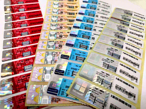 Hoogwaardige Antivirus & Beveiliging Internet Licentie Zilver Sticker MAC Compatibel 12 maanden Garantie Snelle Levering 100% Op Voorraad - Product Image 2