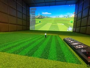 Simulateur de <span class=keywords><strong>golf</strong></span> d'intérieur intelligent avec notation automatique, changement de scène, étanche, 6 jeux - EasyPlay EP061 pour villas et bureaux - Product Image 2