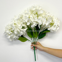 Vente en gros de fleurs de lotus artificielles en soie blanche à tige unique pour la décoration intérieure, décoration de mariage prometteuse pour l'obtention du diplôme de Noël