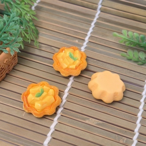 Bonitos Dijes de Resina con Forma de Tarta de Huevo, Surtidos de Fresa, <span class=keywords><strong>Uva</strong></span>, Arándano y Mango, Colgantes de Comida para Fabricación de Joyas y Suministros de Manualidades DIY - Product Image 6