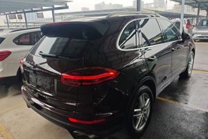 La Porsche <span class=keywords><strong>Cayenne</strong></span> 3.0T 2016 en bon état est une voiture de luxe d'occasion à <span class=keywords><strong>prix</strong></span> raisonnable - Product Image 6