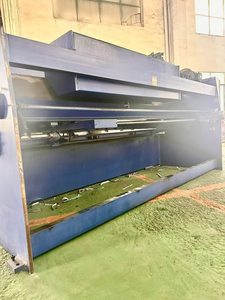 Cisaille hydraulique 4*3200 à bas <span class=keywords><strong>prix</strong></span> pour la découpe de plaques d'acier métalliques, dispositif de calibre arrière pour application industrielle - Product Image 2