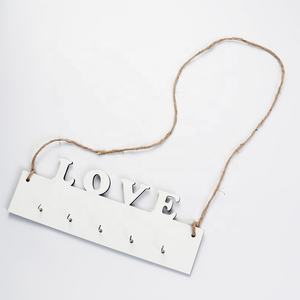 Modèle de bricolage Sublimation MDF <span class=keywords><strong>Photo</strong></span> <span class=keywords><strong>Amour</strong></span> Style Porte En Bois avec Porte-clés Crochet - Product Image 1