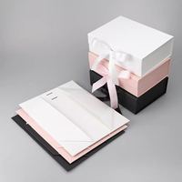 Boîte en carton pliable écologique avec ruban en soie pour emballage cadeau d'anniversaire