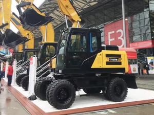 Excavatrice sur pneus EVANGEL SY155W (Tier4 F & StageV) avec moteur EPA pour la construction routière urbaine et commande pilote climatisée - Product Image 3