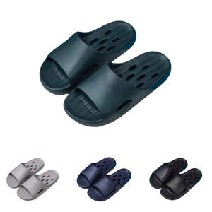 Nouvelles sandales de bain souples et personnalisées pour hommes, design 2026, pour l'extérieur et la plage, semelle intérieure en EVA, vente en gros pour l'été - Product Image 1