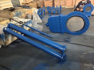 380v Actuator Knife Gate Stem Extension BKK01 Knife Gate With 380V Actuator Extended Stem Length 4250 Mm - Product Image 4