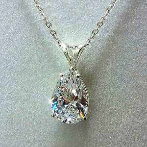 Collar de cadena de eslabones plateados con forma de gota de agua, diseño simple y elegante, unisex. - Product Image 4