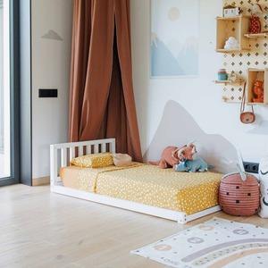 Cama de madera de piso bajo Cama para niños pequeños Diseño Montessori Dormitorio moderno Cama doble de tamaño completo para niños Segundo regalo de cumpleaños - Product Image 1