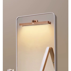 Lampe murale LED rechargeable à 3 niveaux de luminosité, rotative à 180 degrés, lumière d'appoint portable pour miroir, idéale pour l'étude, le maquillage et la salle de bain - Product Image 2