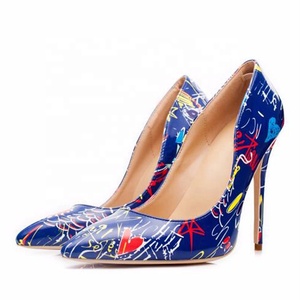 Chaussures de mode pour femmes à talons hauts, escarpins à bout pointu, style graffiti - Product Image 2