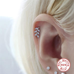ROXI S925 Argent Sterling Plaqué Or 18 carats Zircon Feuille de Plaqué Or Boucle d'Oreille Clou pour Cartilage - Product Image 6