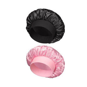 Gorro ajustable de felpa suave y sedosa para el cuidado del cabello largo de adultos, ideal para dormir por la noche, disponible en varios colores y tallas medianas. - Product Image 1