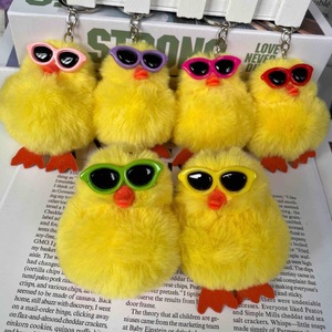 Venta directa de fábrica Felpa Lindo patito amarillo Llaveros Bolsas Colgantes Llaveros de coche Pequeños regalos - Product Image 3