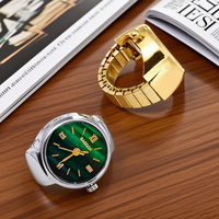 Montres en gros : Photos réelles, bagues tendance avec disque rond incrusté de strass roses, styles à la mode
