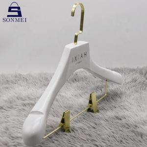 Grand cintre de robe de mariage en bois <span class=keywords><strong>blanc</strong></span>, 1 pièce, suspension pour jupes, clips - Product Image 2