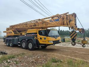 Grúa sobre orugas usada XCT80L5 90Ton 2018, contrapeso de 13,7 toneladas, pluma telescópica de 65,5 M, caja de cambios de Motor de superficie de carretera completa - Product Image 2