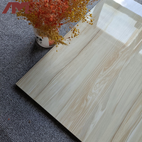 Carreaux de sol en porcelaine en bois de conception vitrée pour bâtiments en Chine, 60x60