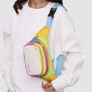 Sac à bandoulière à lettres portable à blocage coloré pour femmes à la mode avec fermeture à glissière Logo personnalisable - Product Image 2