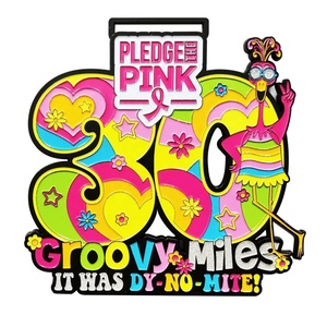 Medallas Deportivas de Maratón Rosa Personalizadas de Imitación de Metal Dorado Antiguo Moderno, Fabricadas por Oneway, Niqueladas - Product Image 2