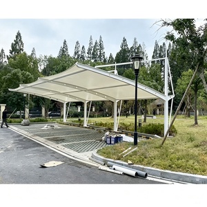 Abri de voiture et de stationnement en membrane tendue PVDF ignifuge avec structure en acier Q235 pour les écoles - Product Image 1