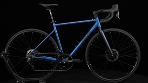 Vélo de route RAPIDA Factory 700C avec fourche en aluminium, 14 vitesses, freins à disque et câbles internes - Product Image 4