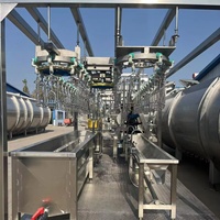 Nouvelle machine d'abattage de poulet mobile compacte 300-800 oiseaux par heure Installation gratuite pour les industries d'abattage de volaille