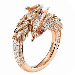 Anello Cocktail H123 Dragon in Oro Rosa con Diamanti Pavé Taglio Brillante Rotondo, Gioiello Unisex di Lusso, Idea Regalo - Product Image 1