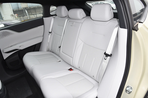 2025 Xpeng <span class=keywords><strong>G6</strong></span> EV SUV中国新能源SUV 625KM远程MAX技术驱动汽车电动汽车 - Product Image 4