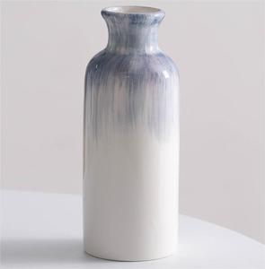 Vase en céramique bleu peint à la main, style minimaliste, pour l'affichage de fleurs séchées ou fraîches, décoration de salon ou de salle d'exposition - Product Image 5