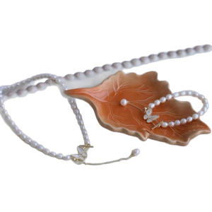 Conjunto Completo de Joyería de Perlas de Agua Dulce Beimu con Diseño de Mariposa, Collar, Pulsera, Aretes de Aguja de Plata y Anillo Abierto - Accesorios Versátiles - Product Image 5