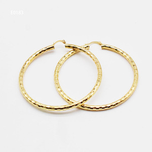 18k金皮廷新设计女性金箍耳环E0183 - Product Image 1