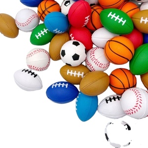 Mini ballon anti-stress de football personnalisé - Ballon de sport en mousse pour carnaval scolaire, cadeaux de sacs de fête, remplissage de Noël - Product Image 2