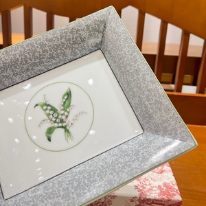 Bandeja de Almacenamiento Decorativa para el Hogar con Diseño Creativo de Orquídea Campana de la Suerte, Cenicero de Cerámica Exquisito - Product Image 3