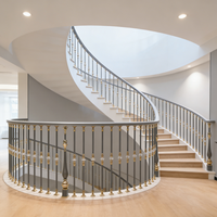 Balustres d'escalier en métal gris de luxe, de haute qualité, en alliage d'aluminium, pour balcons de villas - Vente en gros