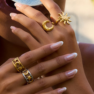 Anillo de Compromiso Clásico de Acero Inoxidable Chapado en Oro Rosa con Zirconia en Forma de Corazón para Mujer, a la Moda, Resistente al Agua, Gran Venta 2026 - Product Image 2