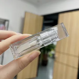 Vollklares kristall quadratisches Lipgloss-Ersatz dicke Flasche transparente Lipgloss-Röhren mit großer Pinsel großer Stein 8 ml 6 ml