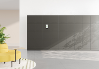 Armoire de classement modulaire blanche basse pour bureau avec portes verrouillables et compartiments de rangement ouverts pour espace de travail commercial