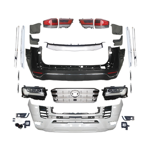 Kit carrosserie pour <span class=keywords><strong>Land</strong></span> <span class=keywords><strong>Cruiser</strong></span> LC300 2022 : Pare-chocs avant et arrière, phares et feux arrière (version basse et haute) - Product Image 1