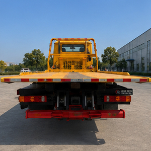 Camion de dépannage à plateau plat HOWO 4x2, véhicule de récupération léger avec treuil pour le sauvetage en cas d'accident automobile et l'assistance routière - Product Image 6
