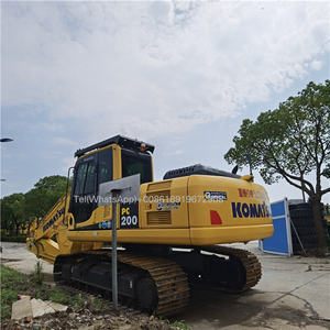 เครื่องขุดไฮดรอลิก Komatsu ตีนตะขาบ PC220-8มือสอง - Product Image 1