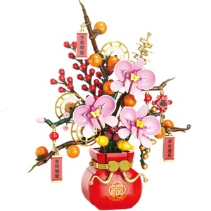 Blocs de construction Lele Brothers, fleurs porte-bonheur du Nouvel An chinois : fleur de prunier, houx, narcisse, fleur de pêcher, décoration à assembler - Product Image 5