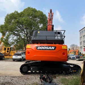 รถขุด Doosan DX300LC-9C มือสอง ของแท้ พร้อมใบรับรอง CE/EPA รองรับน้ำหนักใช้งาน 30 ตัน คุณภาพดี เครื่องจักรดันดิน Doosan - Product Image 3