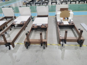 Fábrica nuevo estilo plegable color nogal madera de roble Pilates reformadores máquina equipo para hogar y estudio - Product Image 4