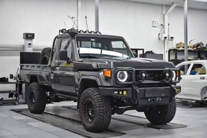 Kit carrosserie YICKU pour Toyota <span class=keywords><strong>Land</strong></span> <span class=keywords><strong>Cruiser</strong></span> <span class=keywords><strong>Série</strong></span> <span class=keywords><strong>7</strong></span>, kits de style de capot modifiés, lifting avant, matériau en fibre de carbone, couvre-capot Toyota LC 7s - Product Image 2