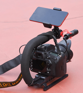 Estabilizador de mango en forma de U con tres soportes de zapata caliente Universal Smartphone Camera Flash Bracket Photo Studio Accesorios - Product Image 5