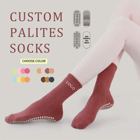 Chaussettes de yoga et de pilates en coton doux de haute qualité pour hommes et femmes avec logo personnalisé, chaussettes de sport antidérapantes