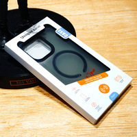 Boîte d'Emballage Portable en Carton Blanc Neutre Universel pour Coques de Téléphone Portable – Solution de Conditionnement Riche en Fonctionnalités