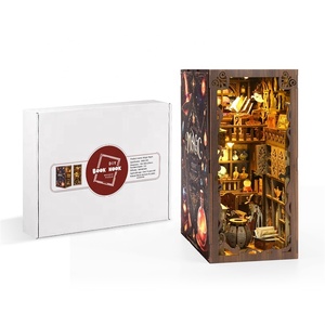Phổ biến CE chứng nhận chúng tôi thị trường ma thuật nhà ma thuật cuốn sách Nook Kit tùy chỉnh <span class=keywords><strong>3D</strong></span> câu đố bằng gỗ DIY thu nhỏ nhà cuốn sách Nook với ánh sáng - Product Image 2